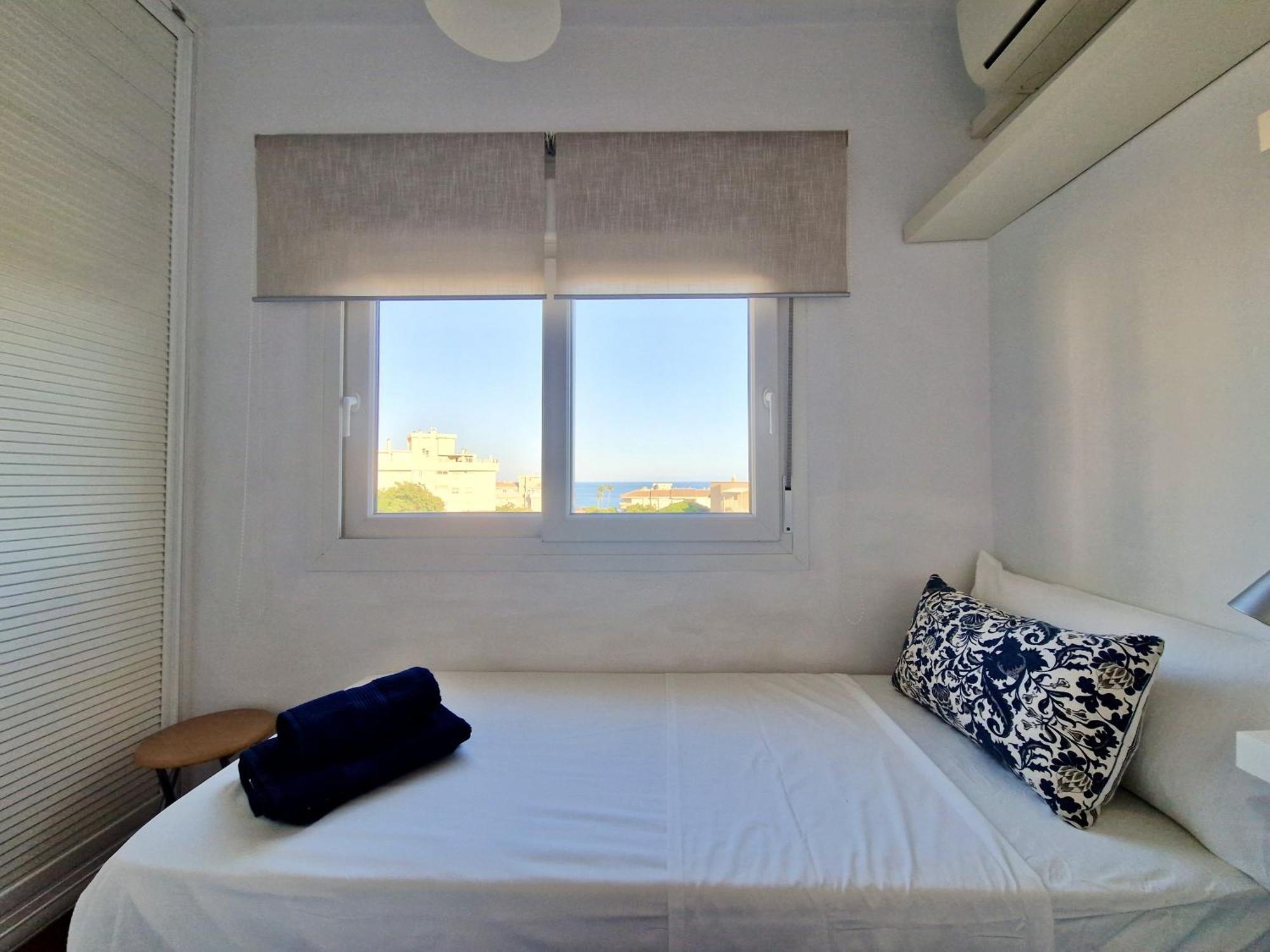 Sr Mediterraneo Playa De La Carihuela Torremolinos Bagian luar foto