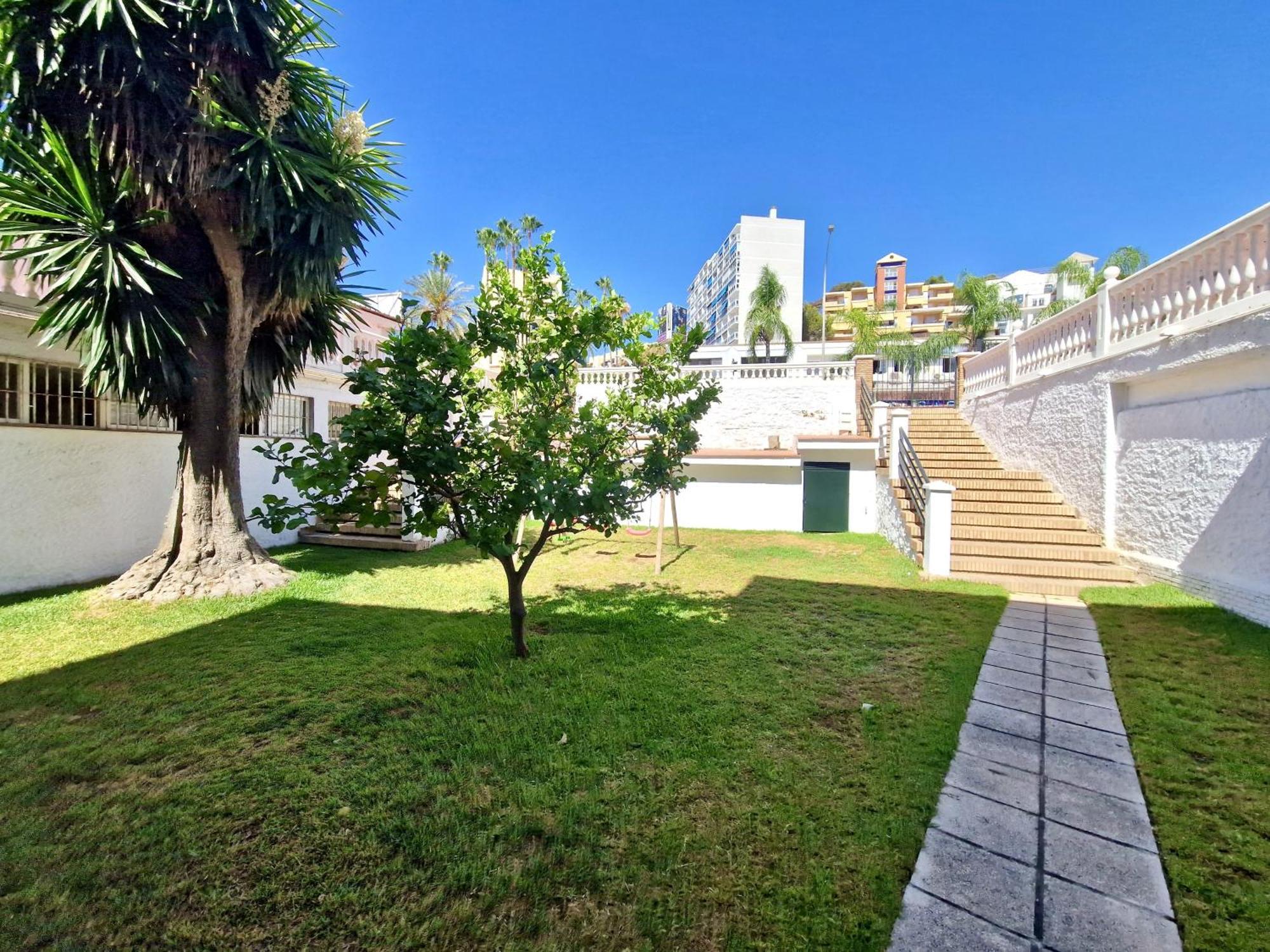 Sr Mediterraneo Playa De La Carihuela Torremolinos Bagian luar foto